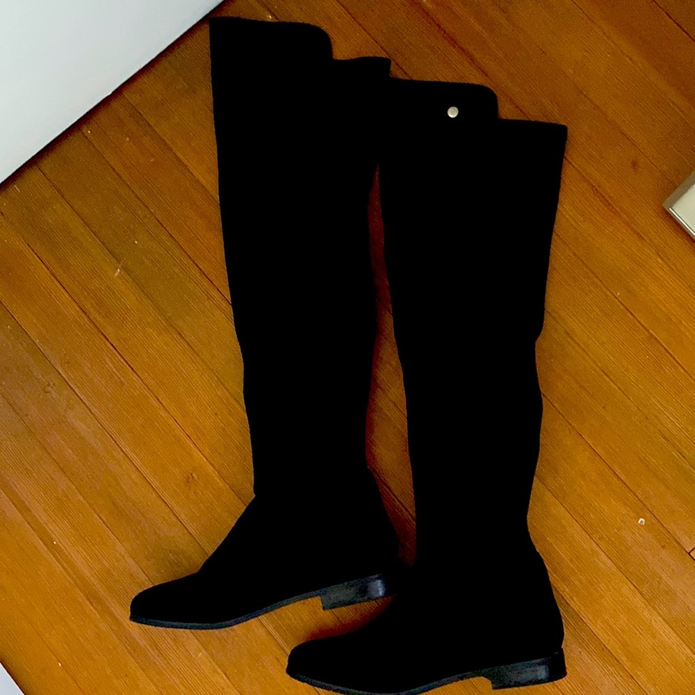 Chinese Laundry over the need stretch boot
